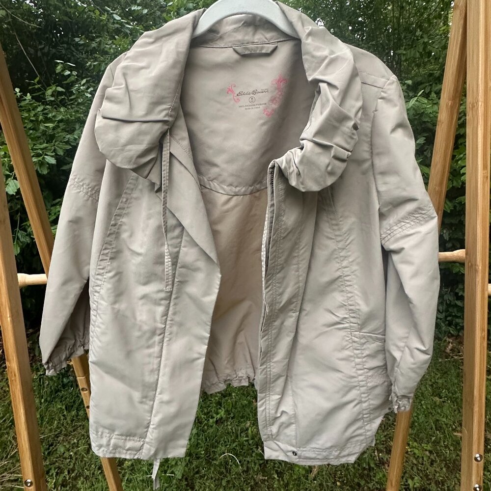 M Eddie Bauer Wind Breaker, water repellent, lightweight spring jacket